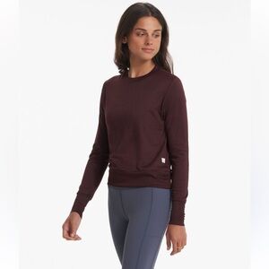 Vuori Daydreamer Crewneck – Ruby Heather – Size M Excellent Preowned Condition